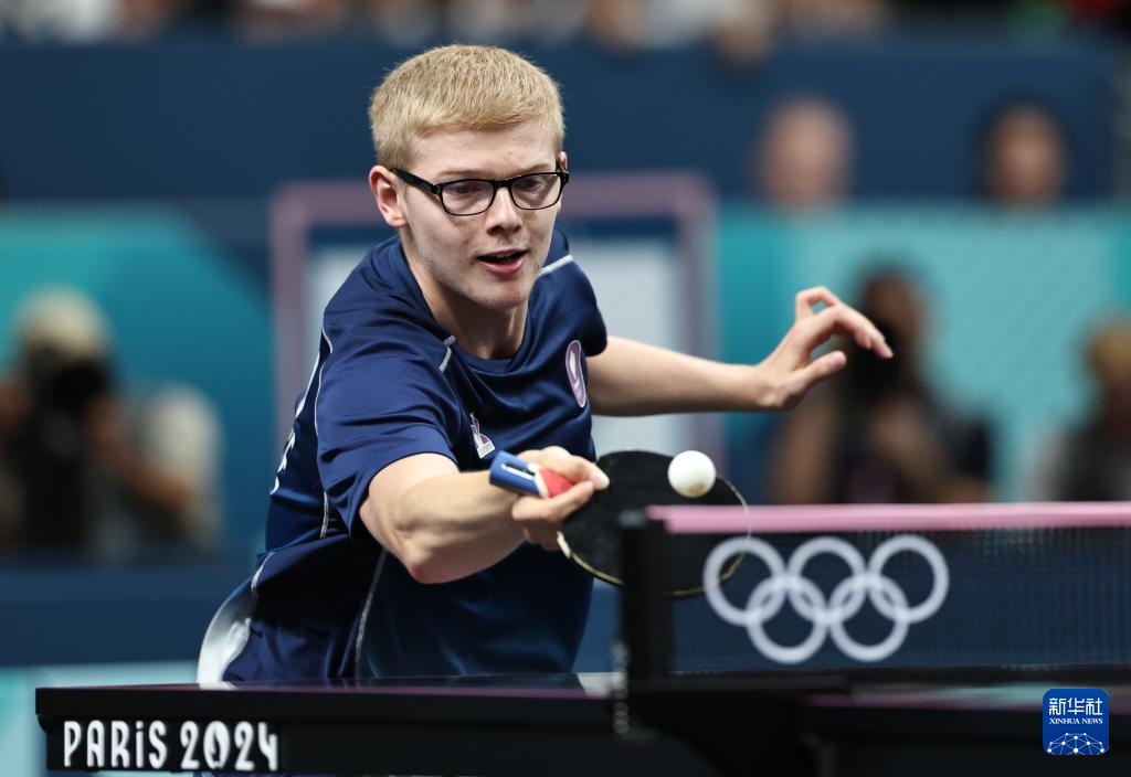 他们不仅打 他们不仅打