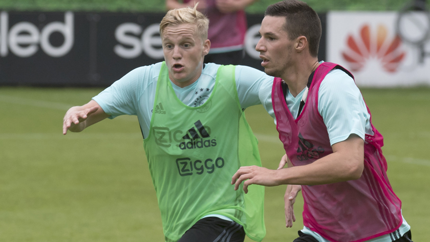 都服务于同 都服务于同